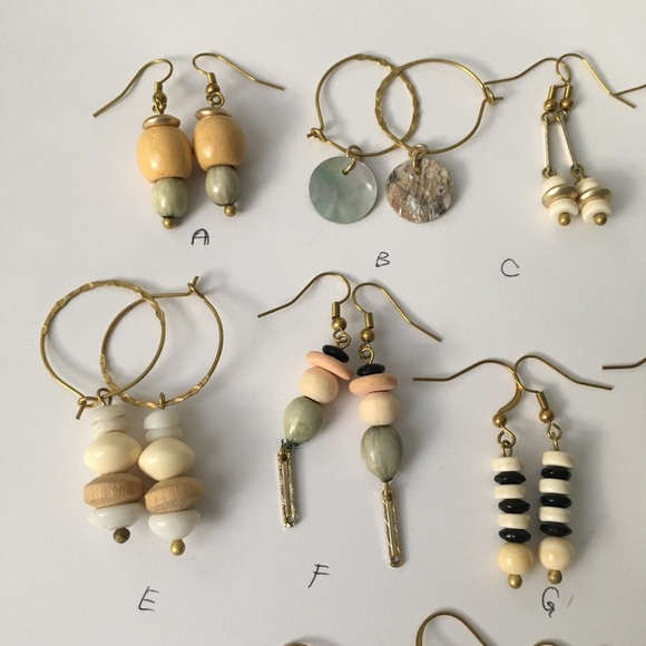 ASSORTED EARRINGS A - L - Picture 7 of 9